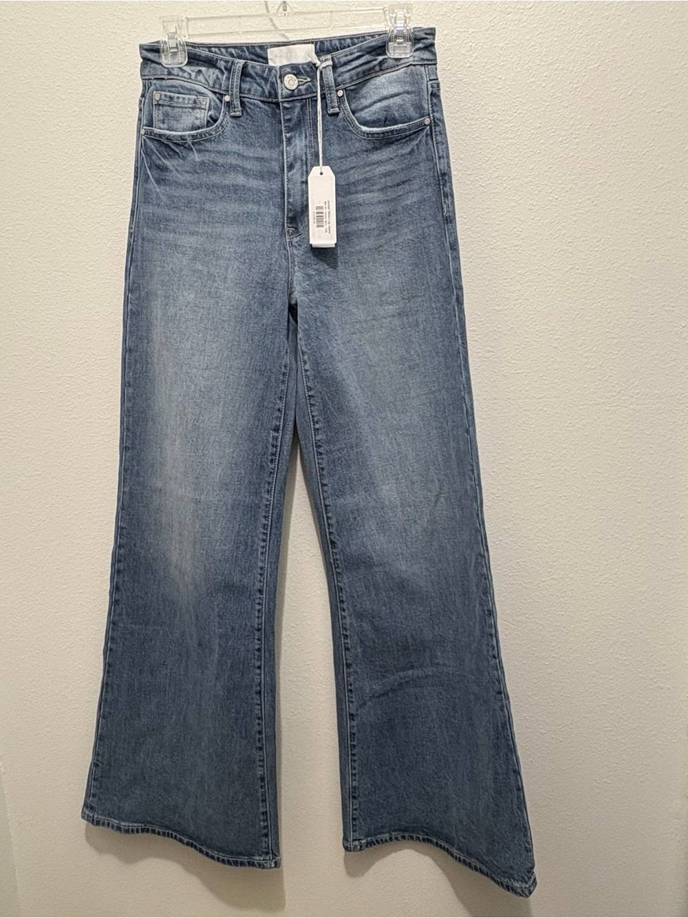 High-Rise Wide-Leg Jeans in Light Blue Wash